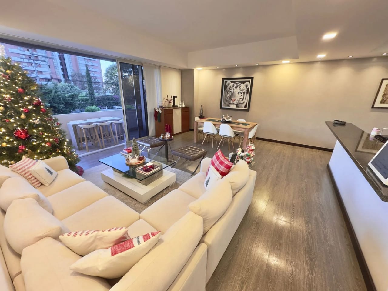 Venta de amplio apartamento en Edificio Quinze | Vista Hermosa 1 en Zona 15 - dentro de garitas. — Apartamento en Venta en Quinze, Zona 15, Guatemala, Ciudad — foto 13 de 15