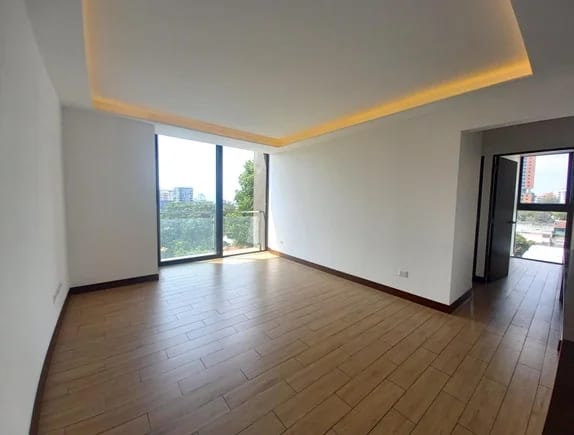 Renta de apartamento en Avenik Zona 15 — Apartamento en Alquiler en Avenik, Zona 15, Guatemala, Ciudad — foto 1 de 8