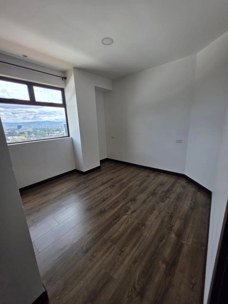 Venta de apartamento en Di Fiori Zona 7 — Apartamento en Venta en Di Fiori, Zona 7, Guatemala, Ciudad — foto 17 de 17