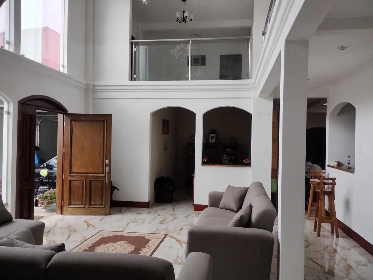 Venta de casa en Residencial Vistas de Florencia | Santa Lucía Milpas Altas — Casa en Venta en Santa Lucía Milpas Altas, Sacatepéquez — foto 1 de 15