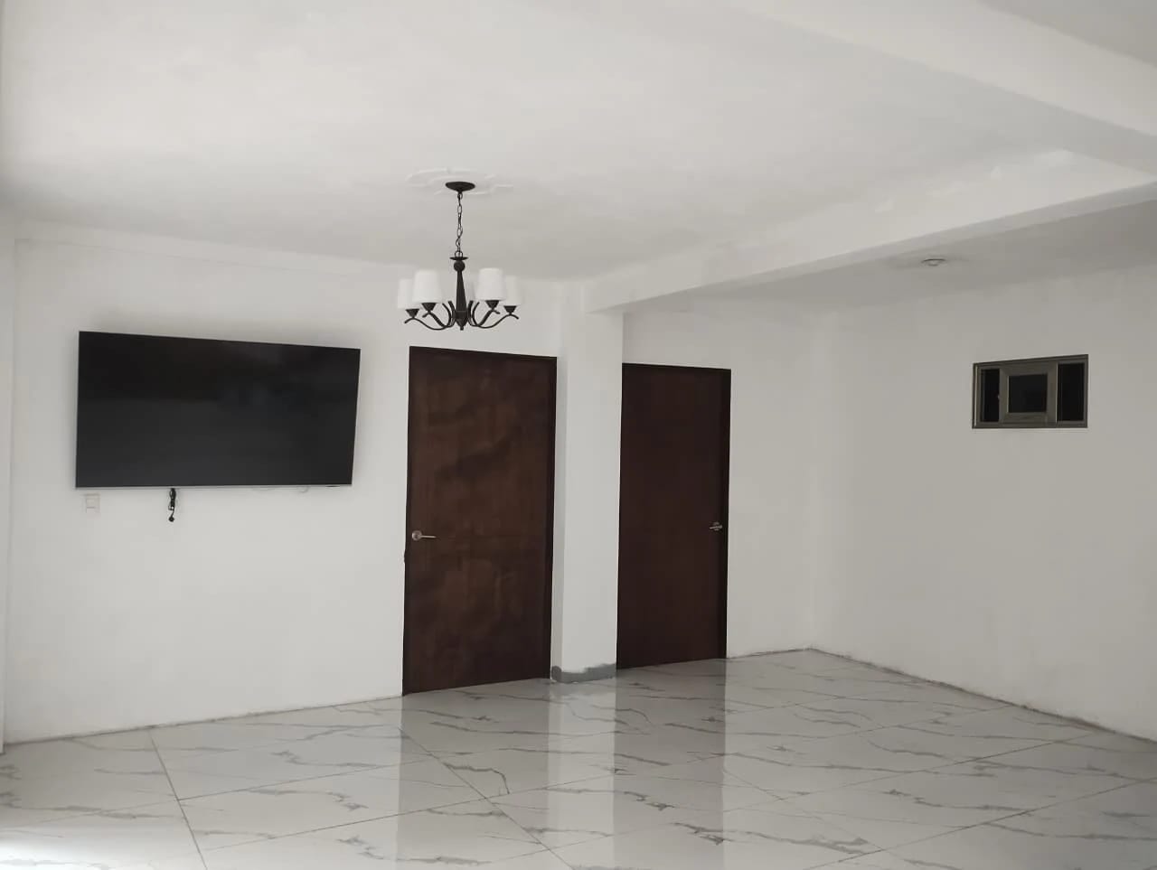 Venta de casa en Residencial Vistas de Florencia | Santa Lucía Milpas Altas — Casa en Venta en Santa Lucía Milpas Altas, Sacatepéquez — foto 10 de 15