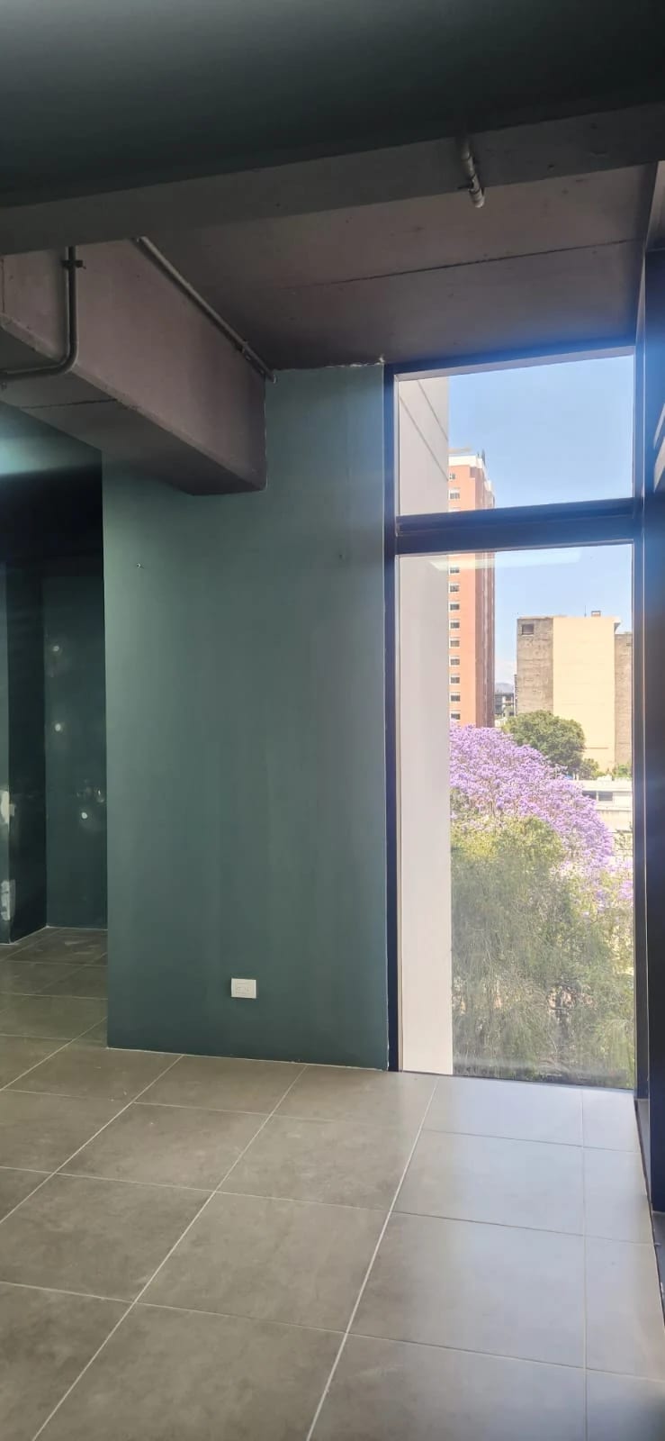 Renta de oficina en Edificio 01010 Zona 10 — Oficina en Alquiler en Edificio 01010 (Cero Diez Diez), Zona 10, Guatemala, Ciudad — foto 6 de 6