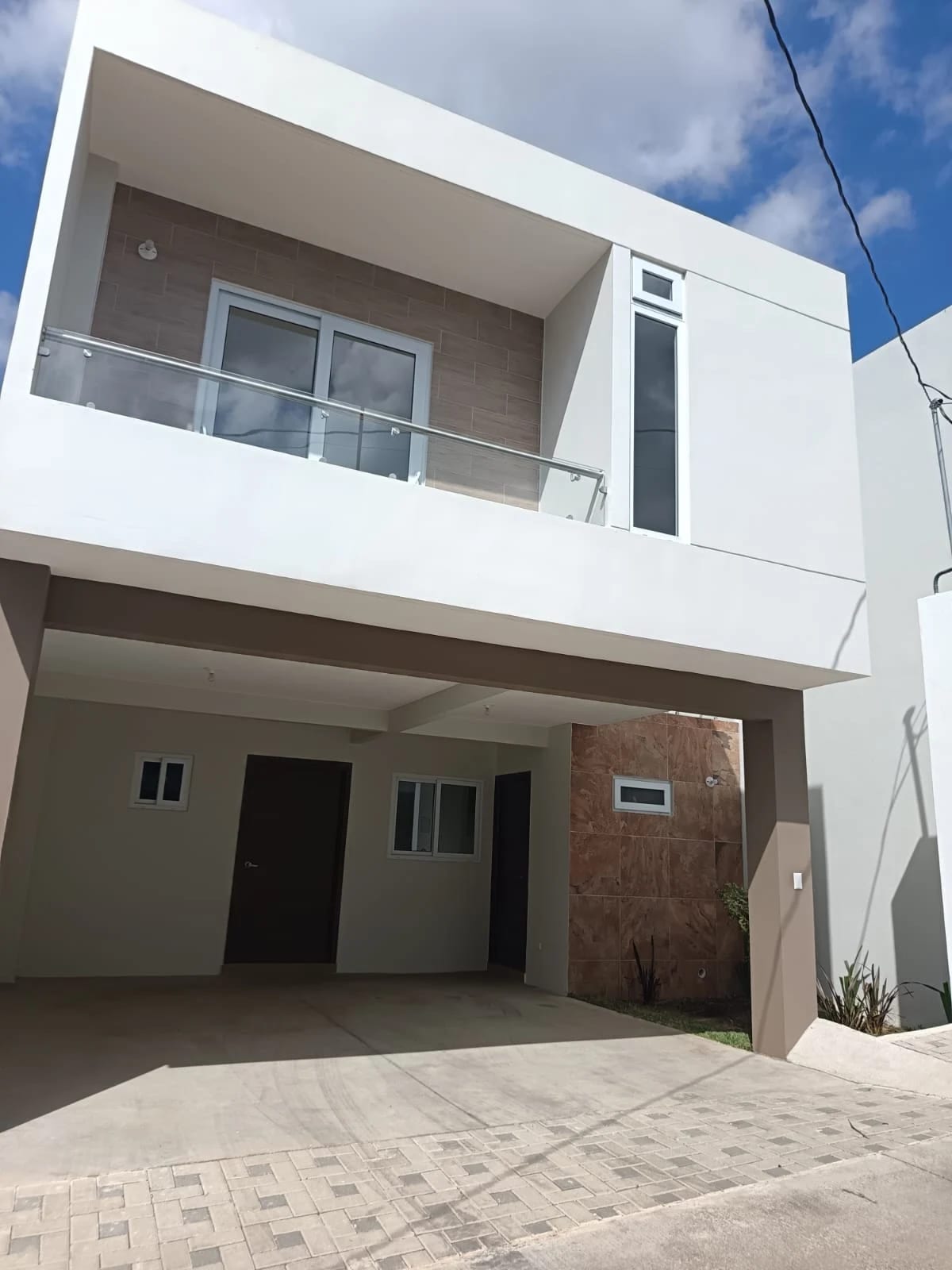 Renta de casa en Bosques de Santa Elena | Km.26.5 CAES | — Casa en Alquiler en Santa Elena Barillas, Guatemala, Ciudad — foto 11 de 12