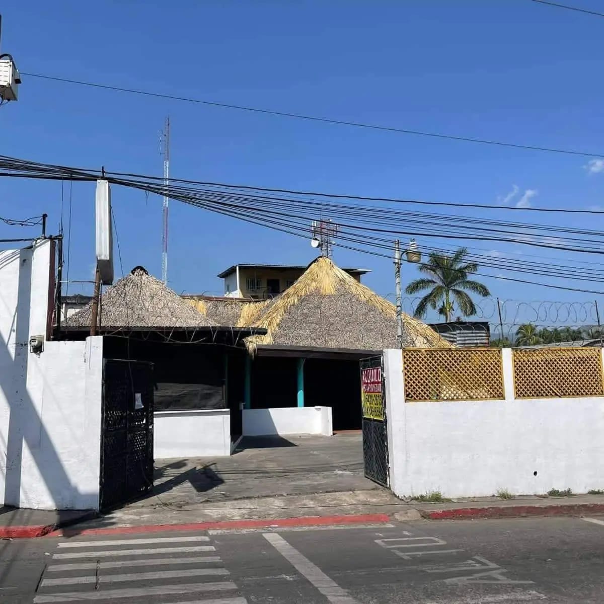 Venta y renta de propiedad en el Centro de Escuintla Ideal para negocio — Casa en Venta en Escuintla, Escuintla — foto 5 de 8