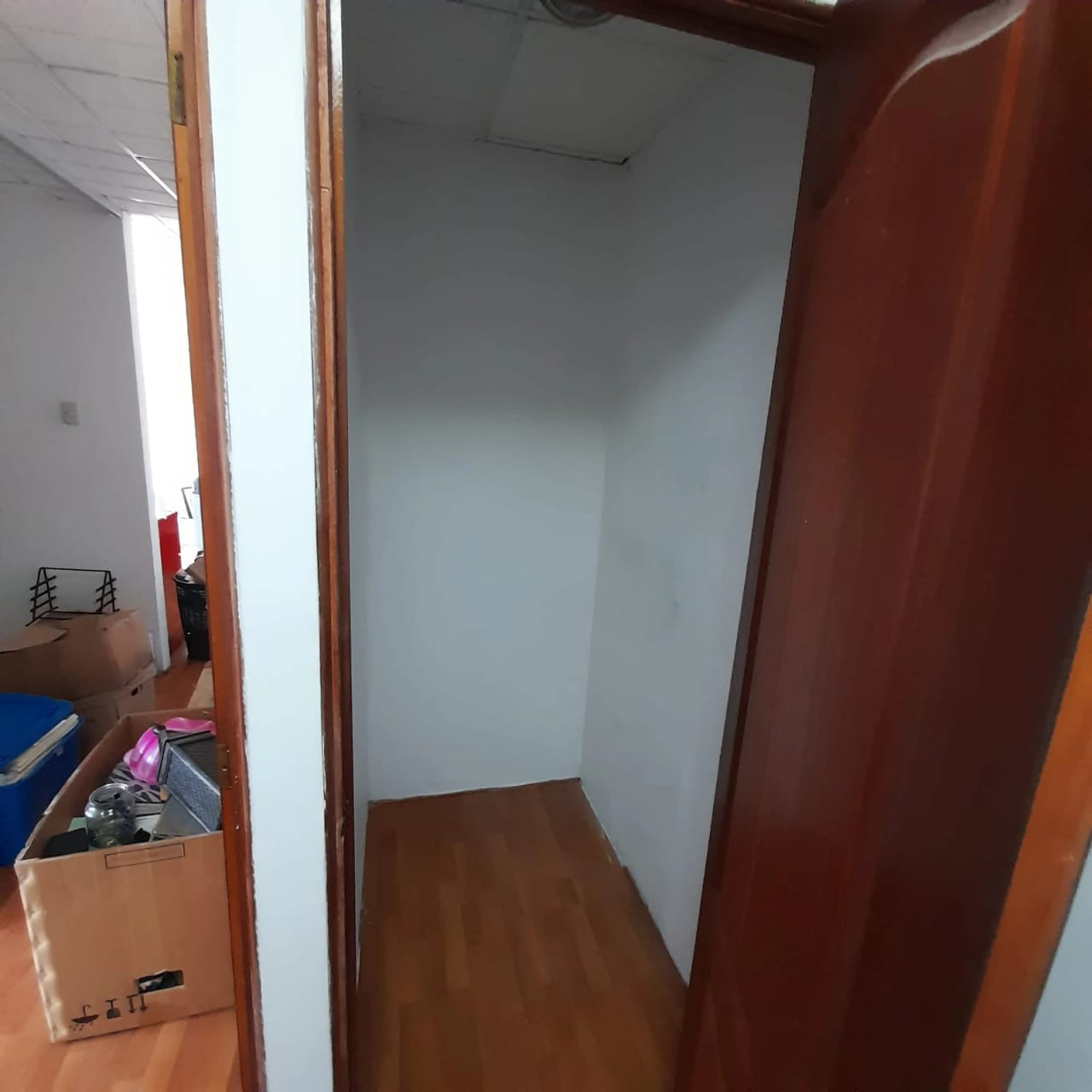 Renta de oficina en Edificio Scena Business Center | Km.16.5 CAES — Oficina en Alquiler en Carretera a El Salvador, Guatemala, Ciudad — foto 7 de 14