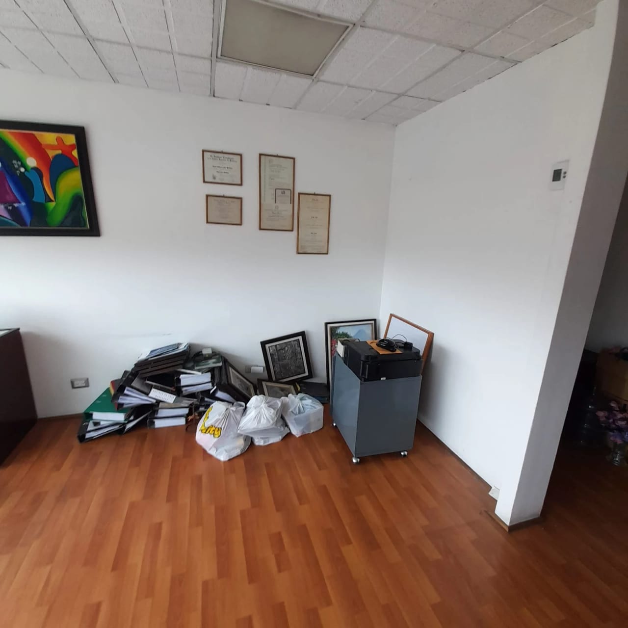 Renta de oficina en Edificio Scena Business Center | Km.16.5 CAES — Oficina en Alquiler en Carretera a El Salvador, Guatemala, Ciudad — foto 12 de 14