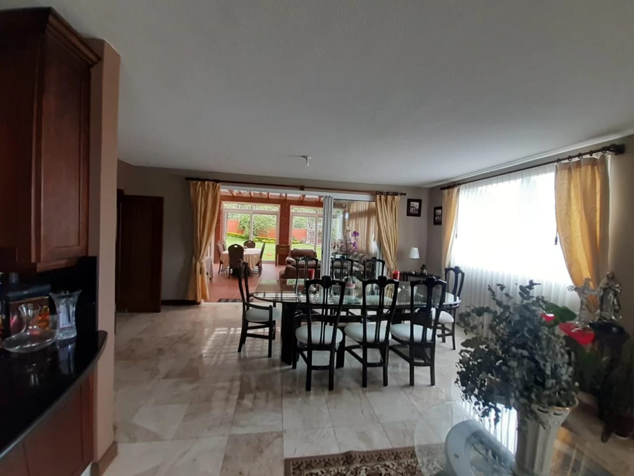 Renta de casa en Condominio Colinas de Castel | Km.18 Carretera a El Salvador — Casa en Alquiler en Colinas de Castel, Carretera a El Salvador, Guatemala, Ciudad — foto 4 de 8