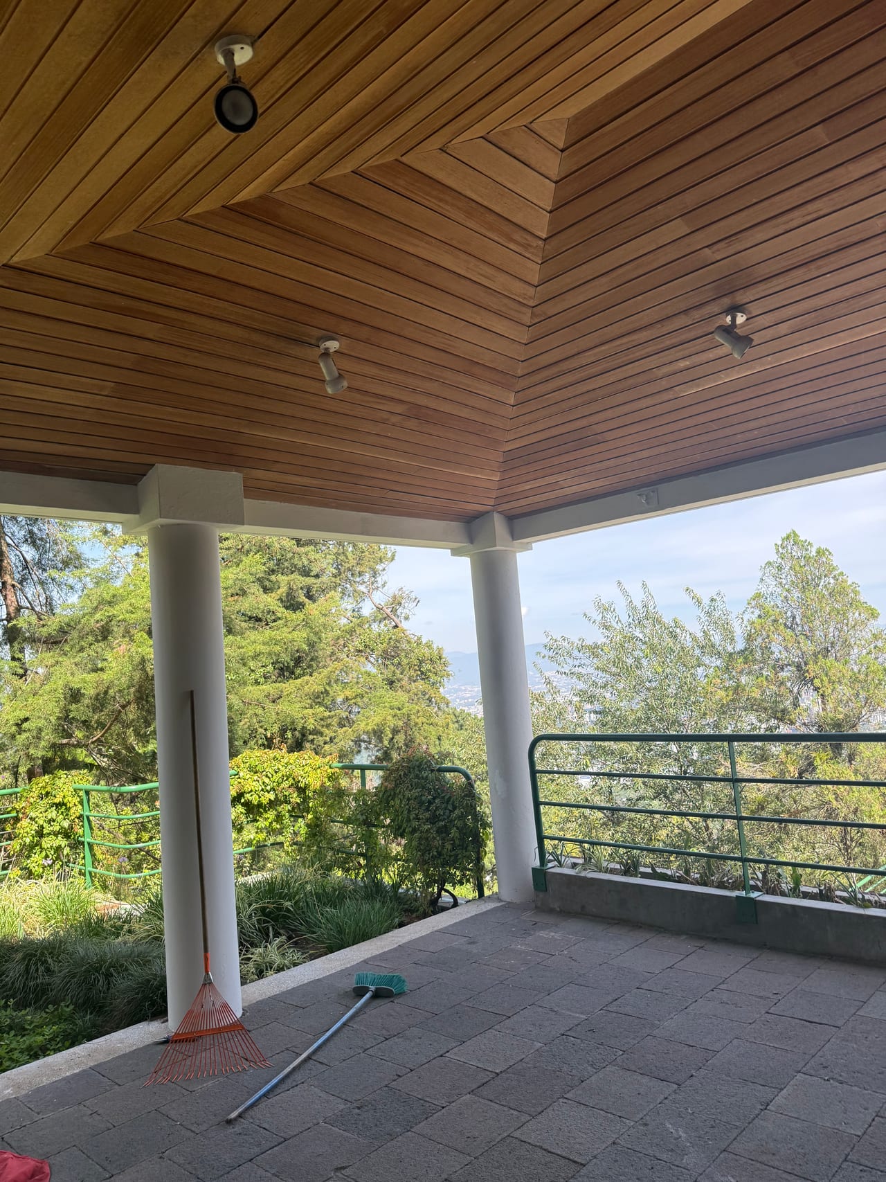 Lujosa Mansión en Montebello II Km 9.8 — Casa en Venta en Santa Catarina Pinula, Guatemala, Ciudad — foto 7 de 15