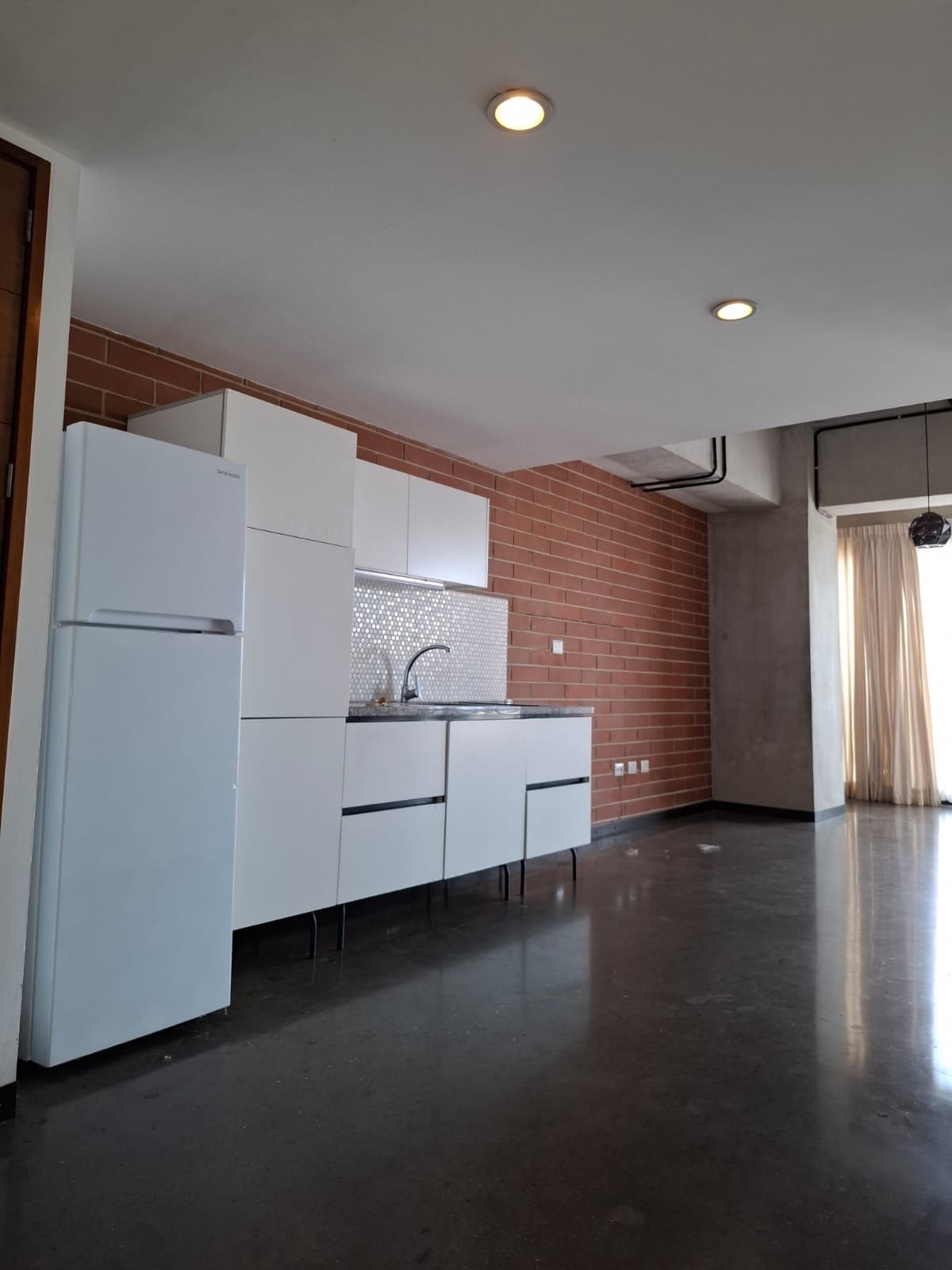 Renta 4 Venezia 4 Grados Norte — Apartamento en Alquiler en Cuatro Venezia, Zona 4, Guatemala, Ciudad — foto 4 de 13