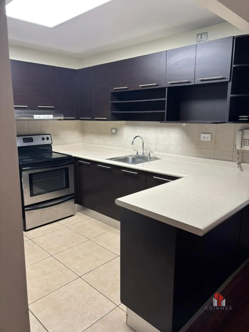 Apartamento en renta zona 10 / Alandra — Apartamento en Alquiler en Zona 10, Guatemala, Ciudad — foto 1 de 9
