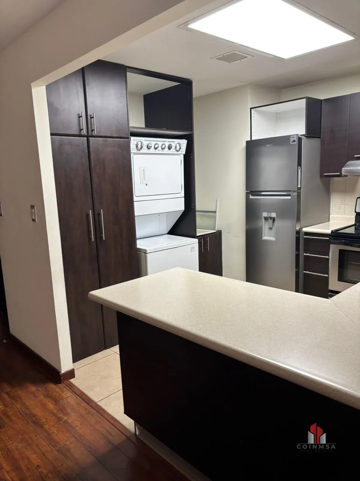 Apartamento en renta zona 10 / Alandra — Apartamento en Alquiler en Zona 10, Guatemala, Ciudad — foto 4 de 9