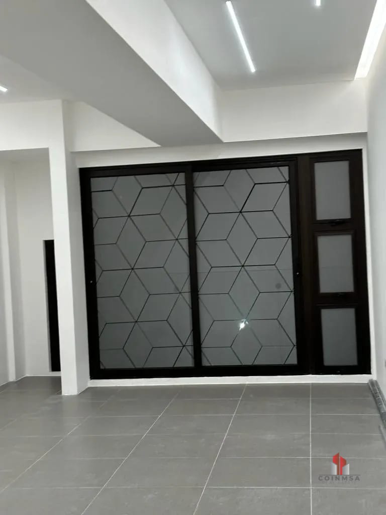 Oficina en Renta zona 9 / Ascend — Oficina en Alquiler en Ascend, Zona 9, Guatemala, Ciudad — foto 2 de 9