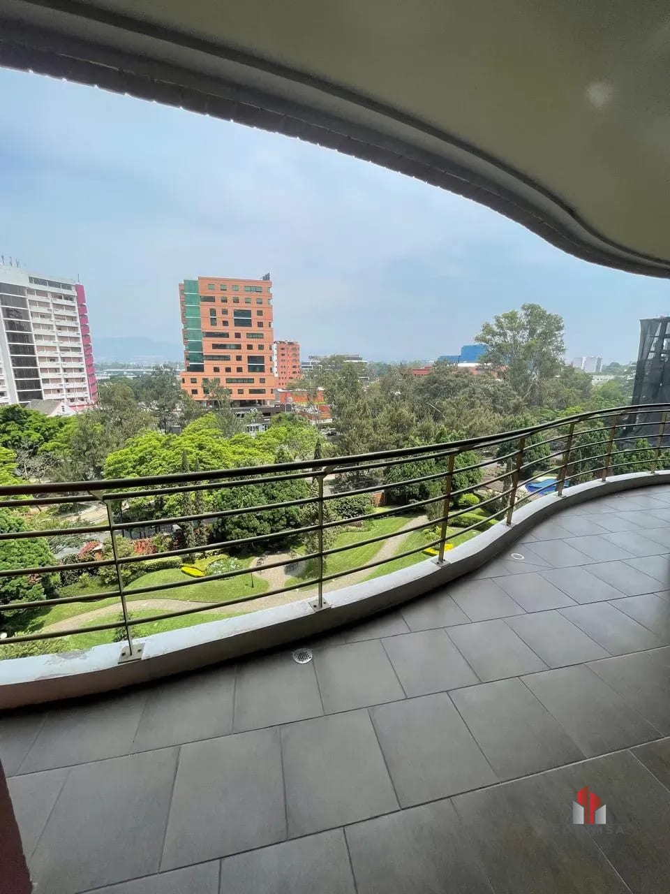 Apartamento en renta zona 14 / Tadeus — Apartamento en Alquiler en Tadeus, Zona 14, Guatemala, Ciudad — foto 2 de 16