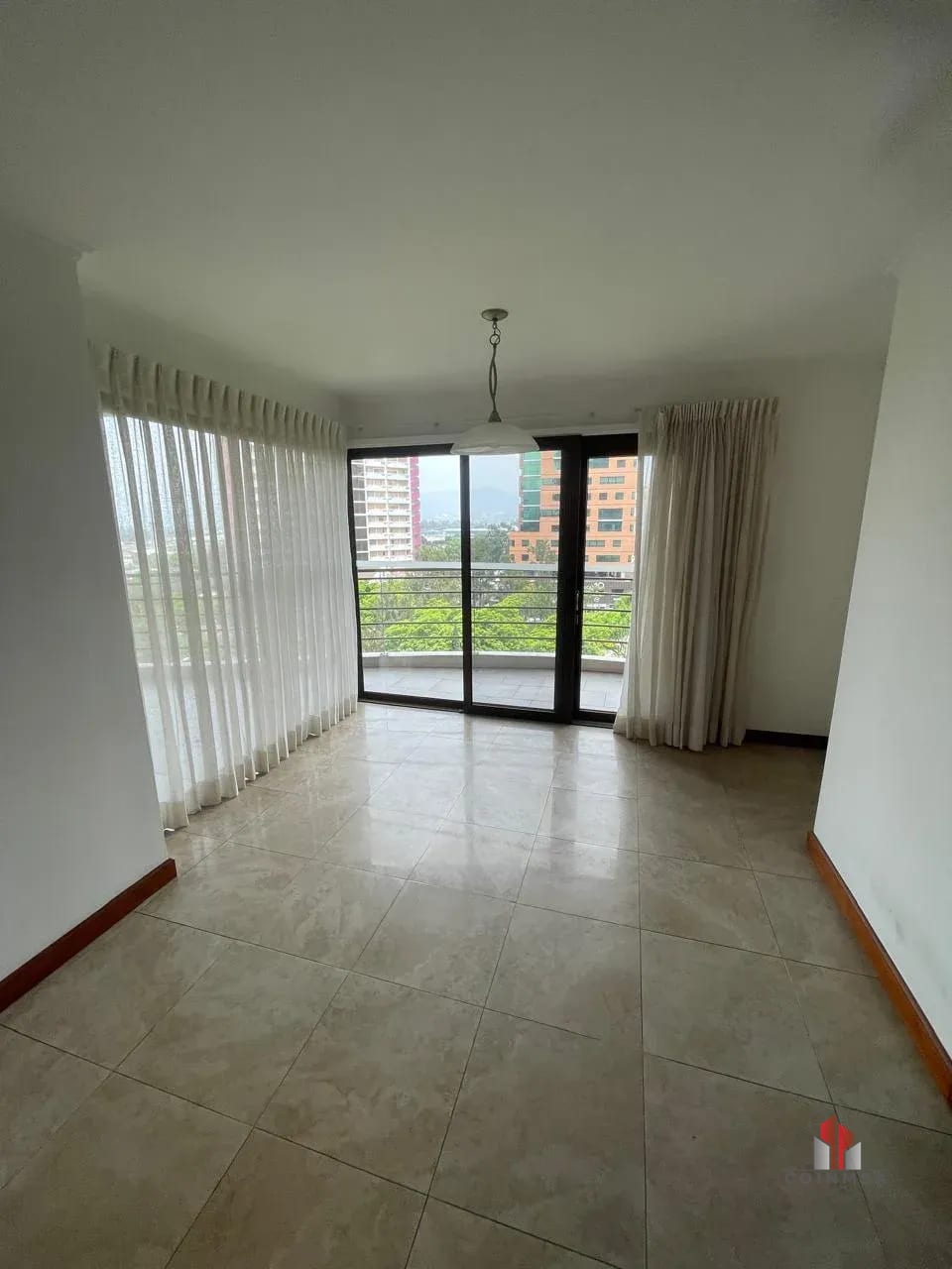 Apartamento en renta zona 14 / Tadeus — Apartamento en Alquiler en Tadeus, Zona 14, Guatemala, Ciudad — foto 6 de 16