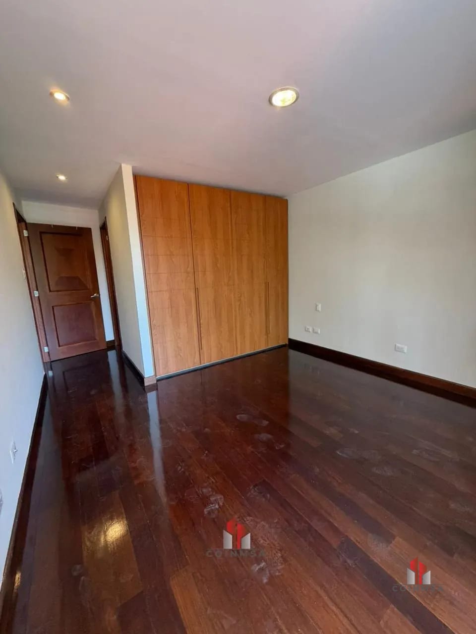 Apartamento en renta zona 10 / Tiffany II — Apartamento en Alquiler en Tiffany II, Zona 10, Guatemala, Ciudad — foto 11 de 17