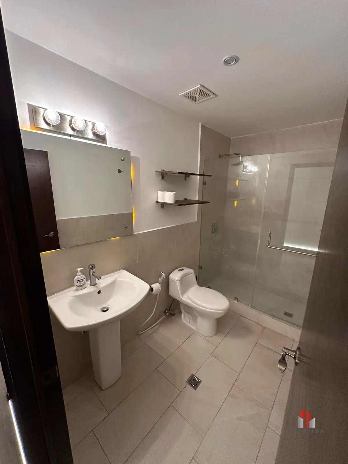 Apartamento en Venta zona 15 / Rivoli (Para Inversión) — Apartamento en Venta en Rivoli, Zona 15, Guatemala, Ciudad — foto 14 de 14
