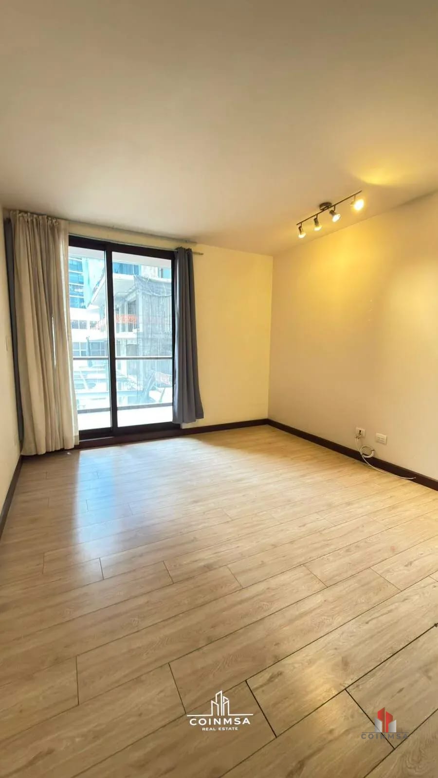 Apartamento en Renta zona 10 / Venti4 — Apartamento en Alquiler en Veinti4, Zona 10, Guatemala, Ciudad — foto 6 de 10