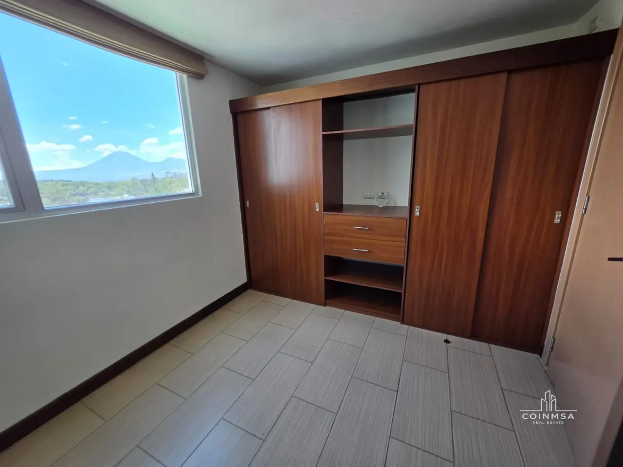 Apartamento en renta zona 14 / Condado la Villa — Apartamento en Alquiler en Condado La Villa, Zona 14, Guatemala, Ciudad — foto 11 de 15