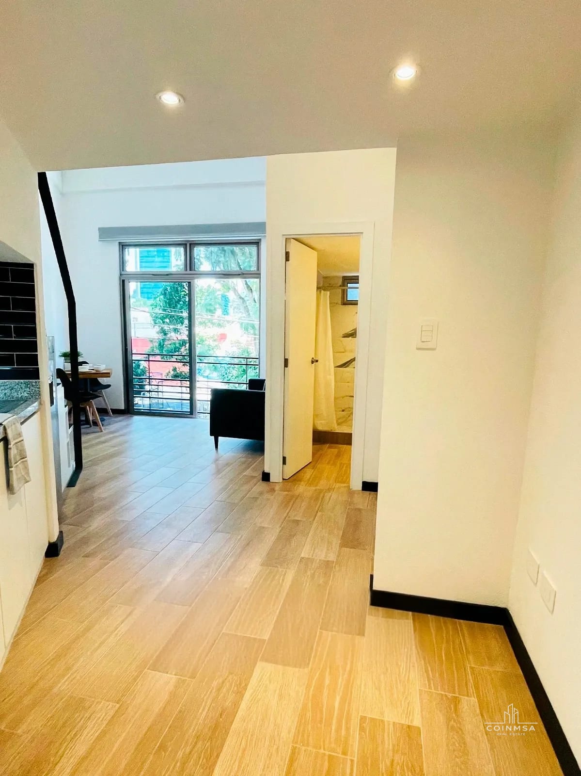 Renta de apartamento amueblado zona 10 — Apartamento en Alquiler en Zona 10, Guatemala, Ciudad — foto 2 de 12