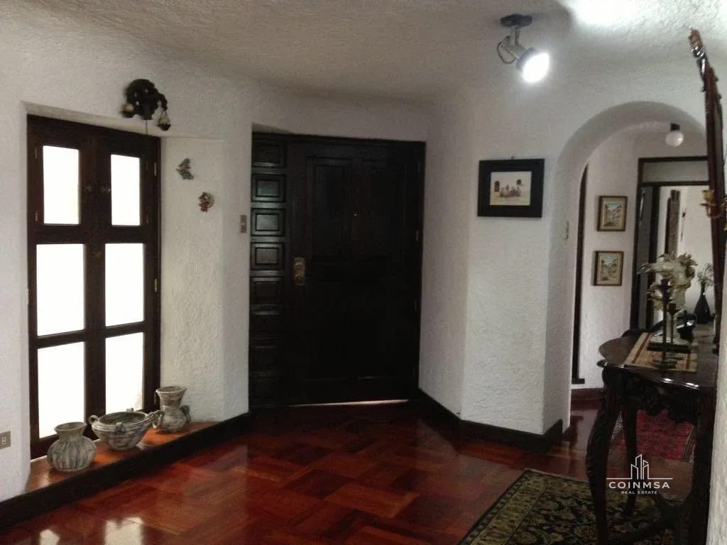 Apartamento amueblado en renta y venta zona 10 — Apartamento en Alquiler en Santa Clara Las Cañas, Zona 10, Guatemala, Ciudad — foto 4 de 12