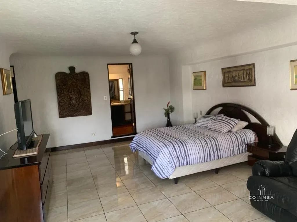 Apartamento amueblado en renta y venta zona 10 — Apartamento en Alquiler en Santa Clara Las Cañas, Zona 10, Guatemala, Ciudad — foto 8 de 12