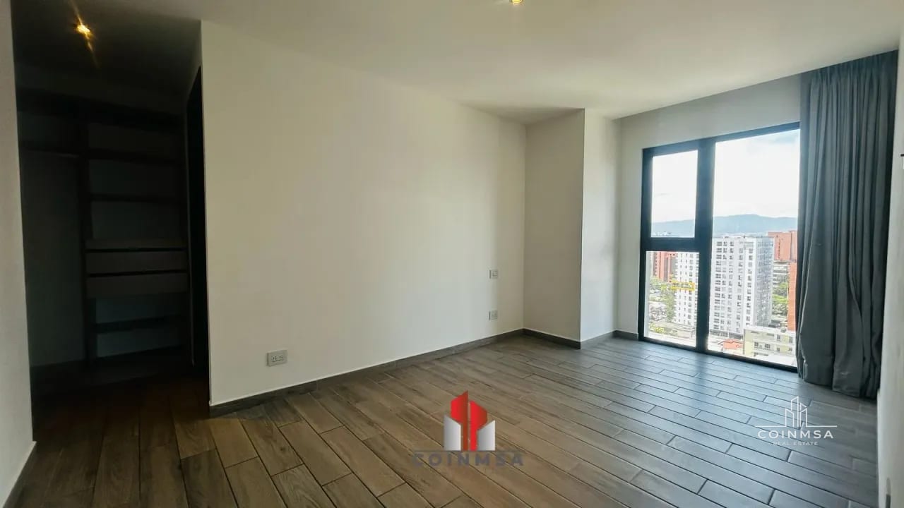 Apartamento en renta zona 10 / Parque 10 — Apartamento en Alquiler en Parque 10, Zona 10, Guatemala, Ciudad — foto 8 de 11