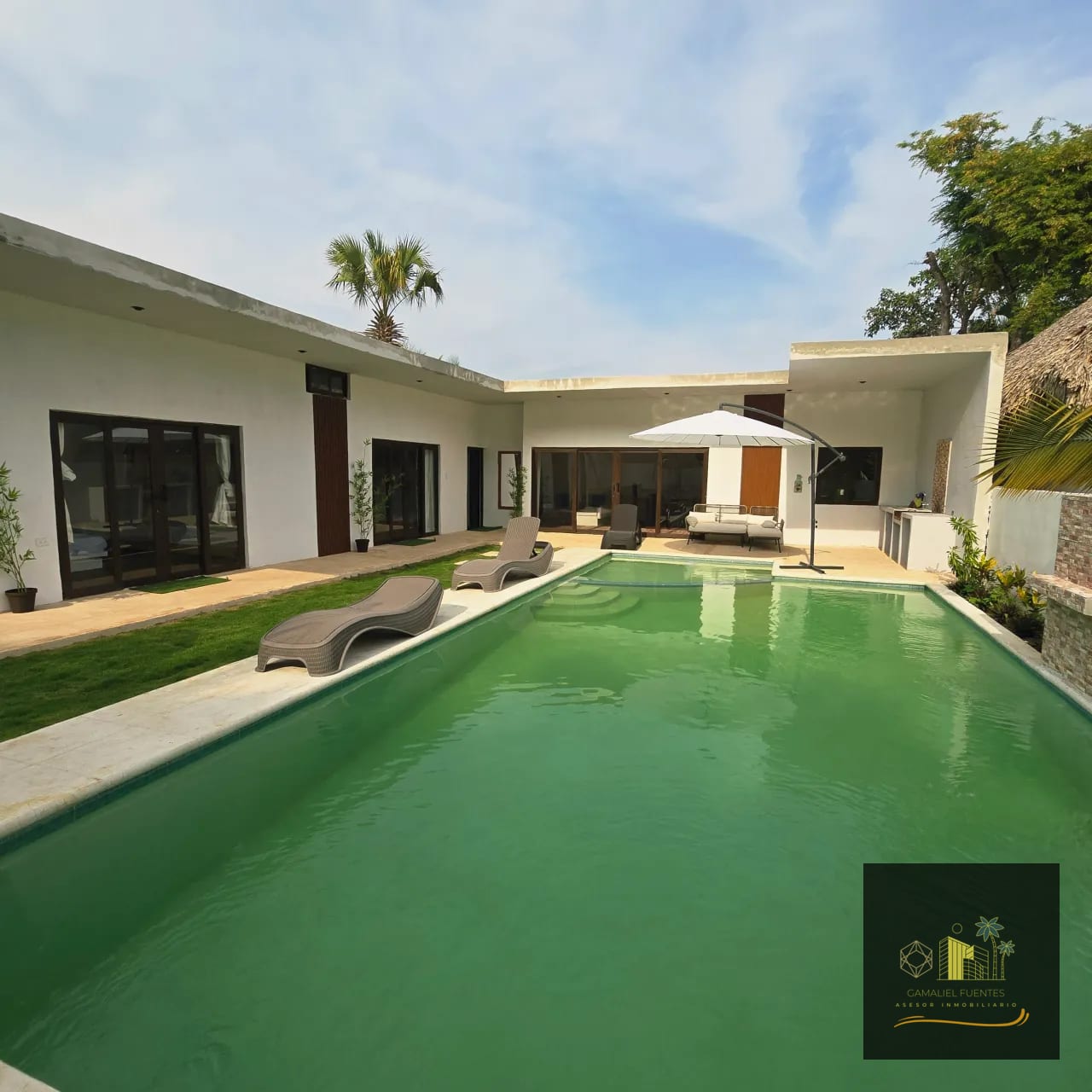 CASA DE PLAYA EN VENTA MONTERRICO — Casa vacacional en Venta en Monterrico, Santa Rosa — foto 2 de 15