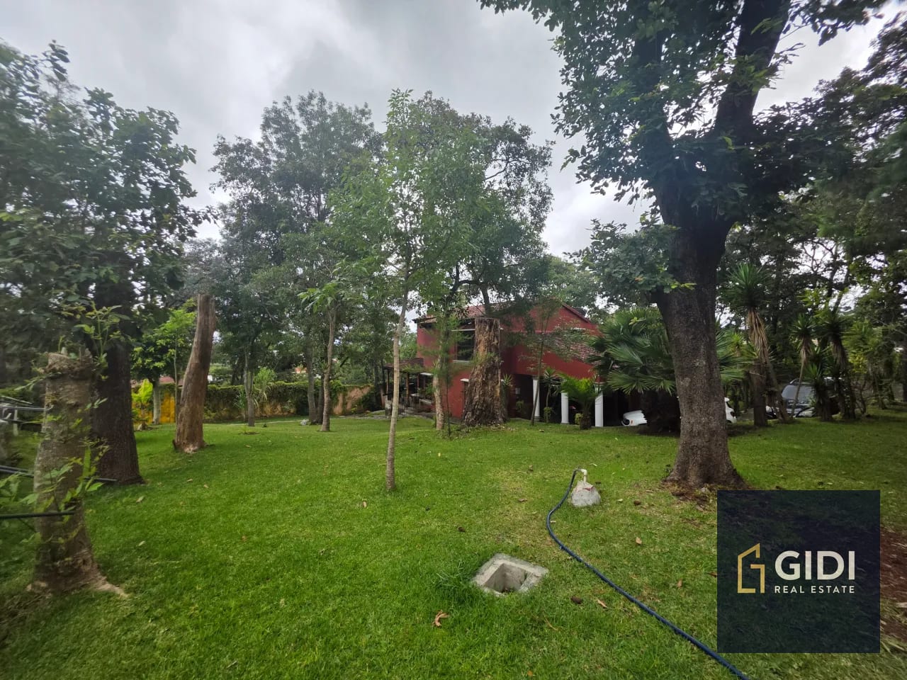 Casa colonial Z.6 Mixco | 3 dorm + servicio + 7 parqueos — Casa en Venta en Club Campestre La Montaña, Zona 6 Mixco, Guatemala, Ciudad — foto 17 de 17