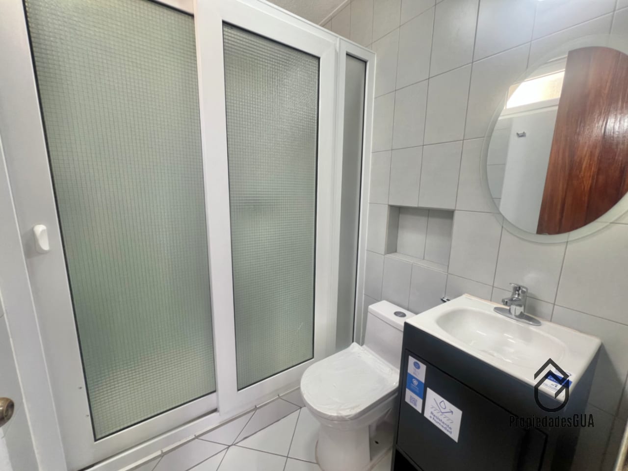 Apartamentos amplios y recién remodelados zona 13 — Apartamento en Alquiler en Zona 13, Guatemala, Ciudad — foto 5 de 12