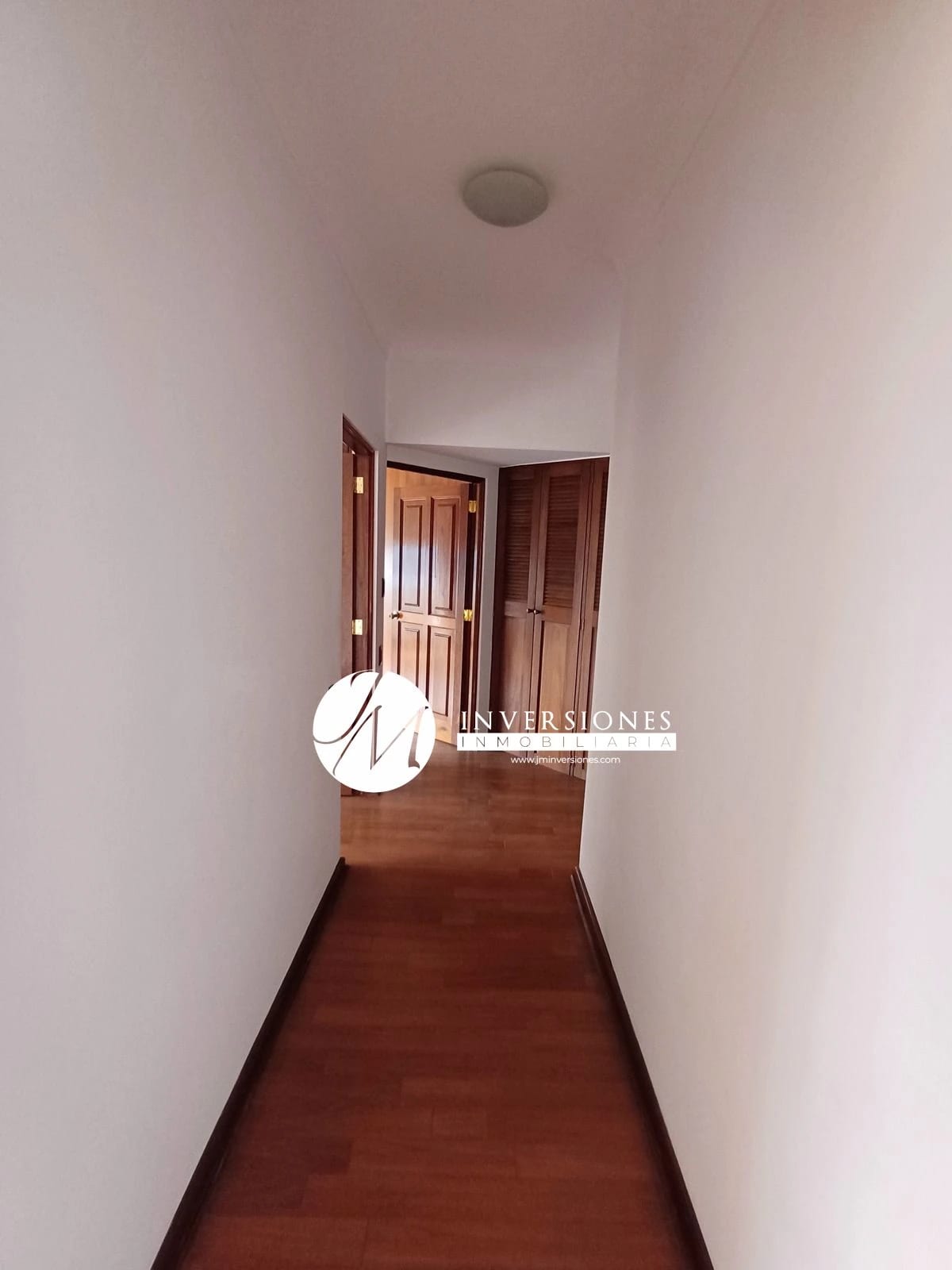 Apartamento en Renta de 2 Dormitorios en zona 14 — Apartamento en Venta en Zona 14, Guatemala, Ciudad — foto 5 de 7