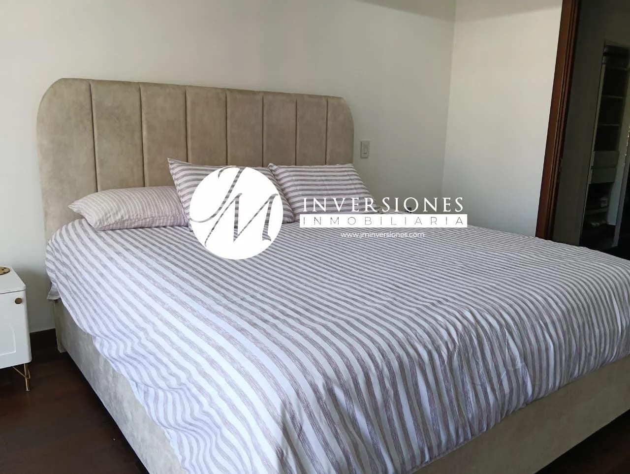 Apartamento en Renta de 3 Dormitorios en zona 14 — Apartamento en Alquiler en Zona 14, Guatemala, Ciudad — foto 3 de 6