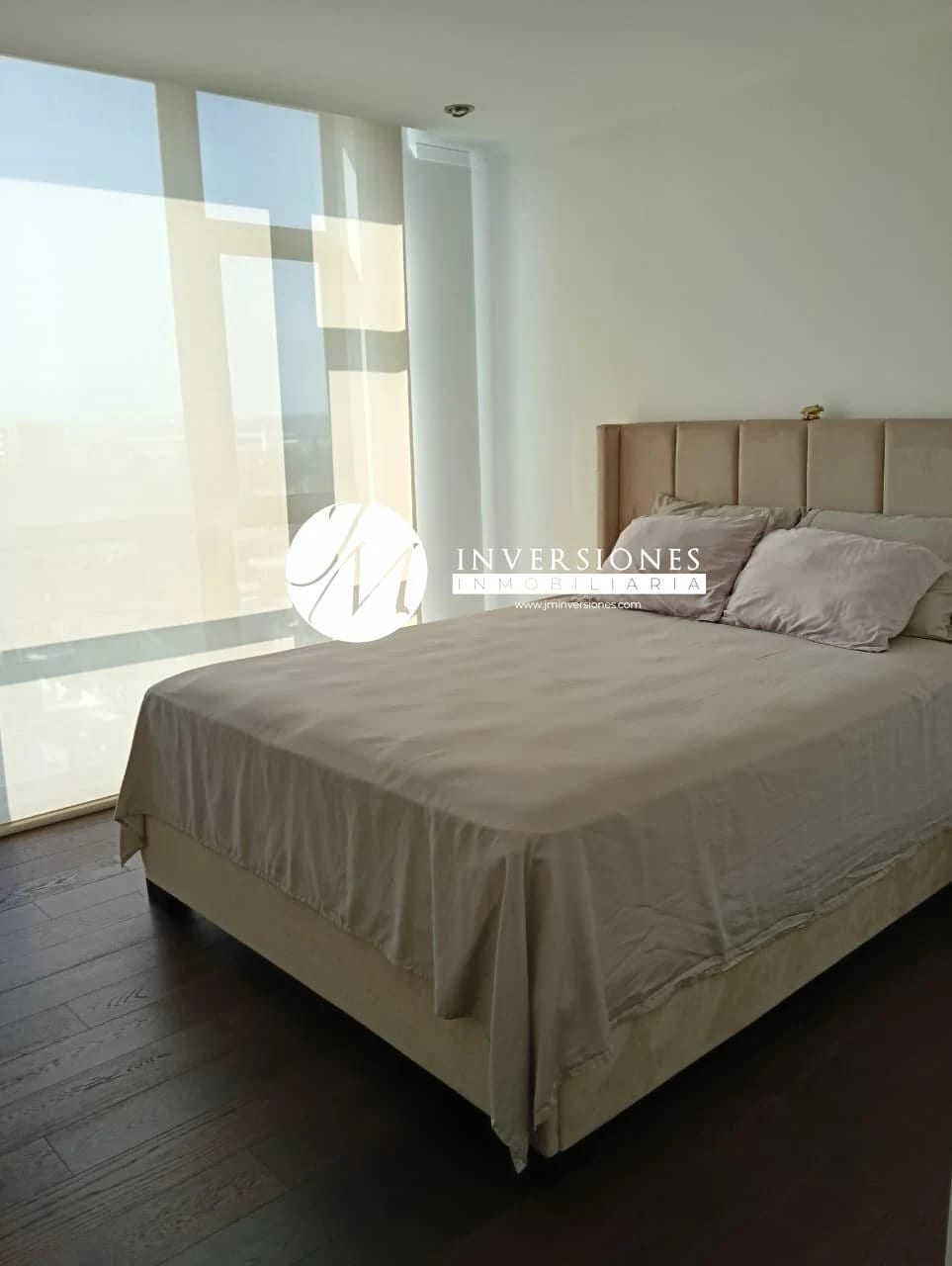 Apartamento en Renta de 3 Dormitorios en zona 14 — Apartamento en Alquiler en Zona 14, Guatemala, Ciudad — foto 5 de 6