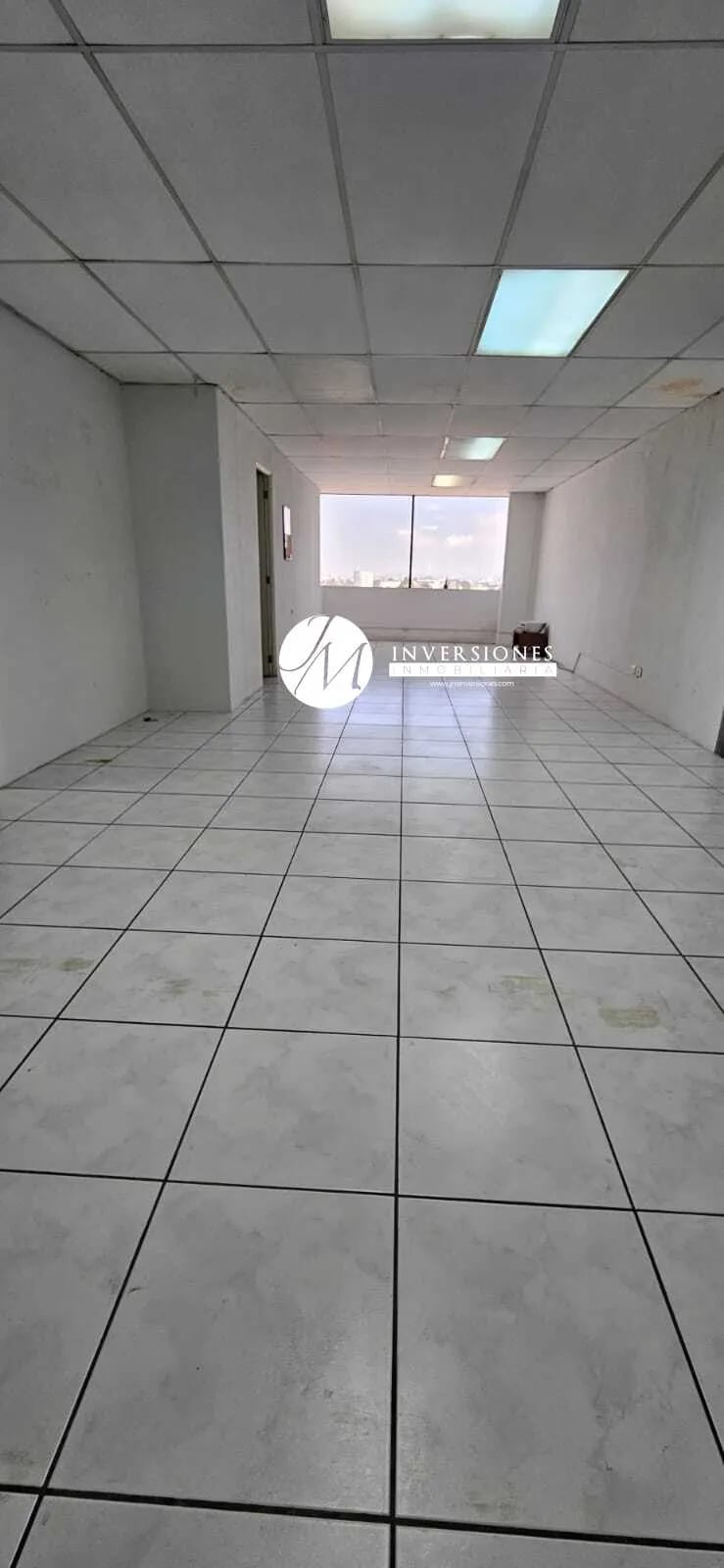 Oficina en renta Zona 10 — Oficina en Alquiler en Zona 10, Guatemala, Ciudad — foto 1 de 10