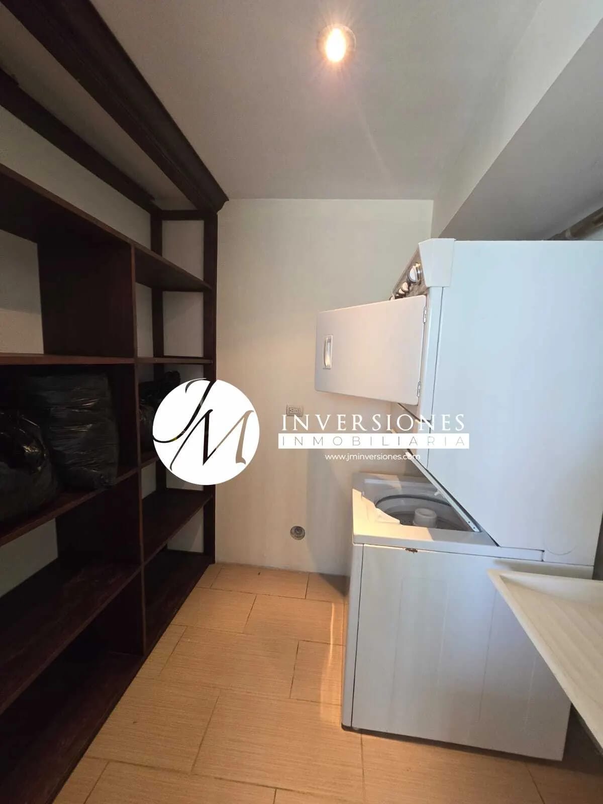 Apartamento en Venta Con Linea Blanca en zona 14 — Apartamento en Venta en Zona 14, Guatemala, Ciudad — foto 8 de 10