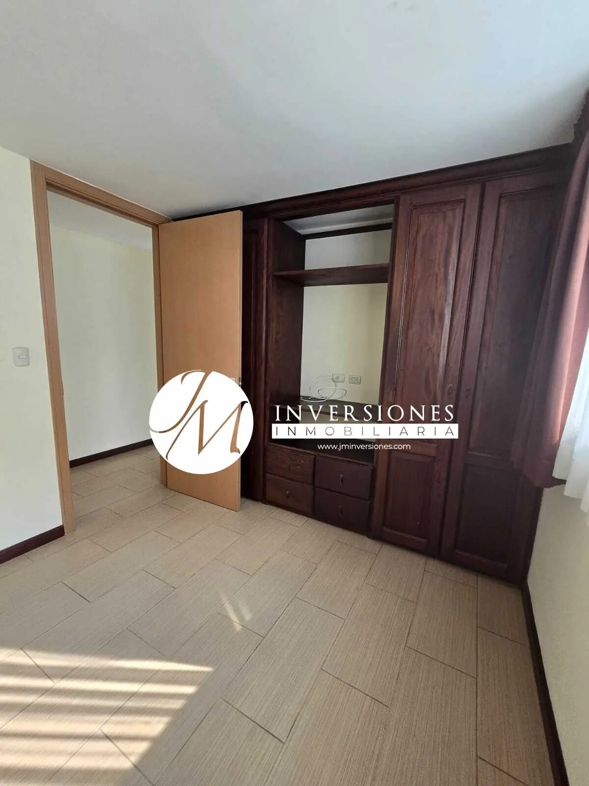 Apartamento en Venta Con Linea Blanca en zona 14 — Apartamento en Venta en Zona 14, Guatemala, Ciudad — foto 6 de 10