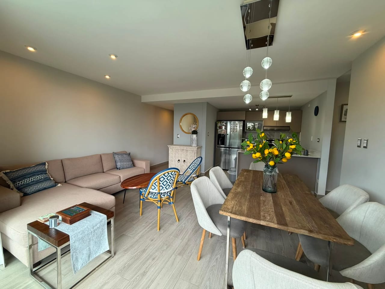Apartamento en renta de 2 Dormitorios en zona 15 — Apartamento en Alquiler en Zona 15, Guatemala, Ciudad — foto 2 de 9