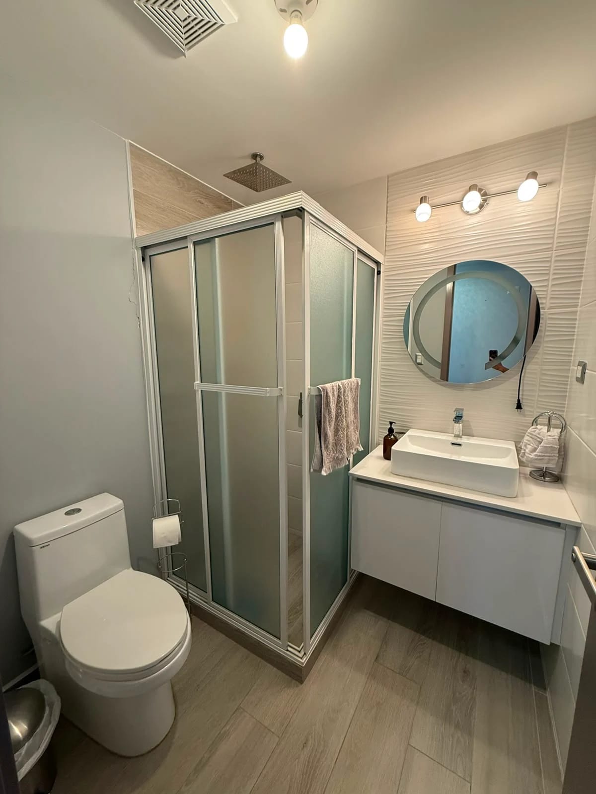 Apartamento en renta de 2 Dormitorios en zona 15 — Apartamento en Alquiler en Zona 15, Guatemala, Ciudad — foto 8 de 9
