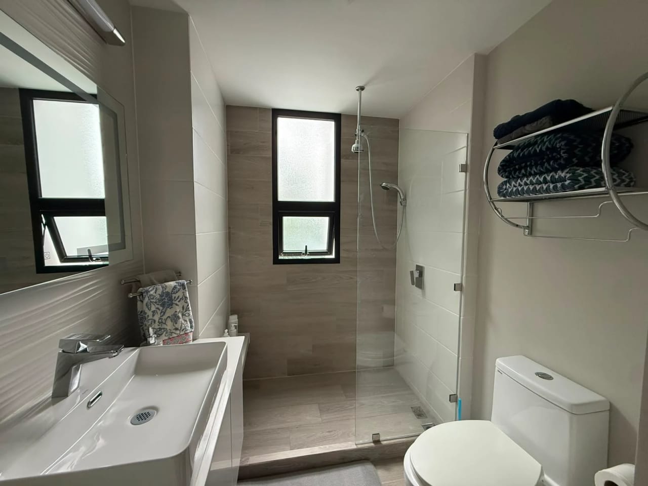 Apartamento en renta de 2 Dormitorios en zona 15 — Apartamento en Alquiler en Zona 15, Guatemala, Ciudad — foto 9 de 9