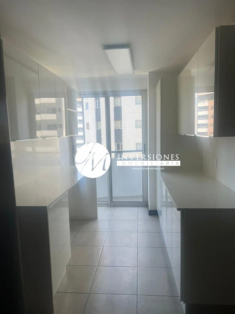 Apartamento en renta de 2 dormitorios en zona 14 — Apartamento en Alquiler en Zona 14, Guatemala, Ciudad — foto 4 de 16