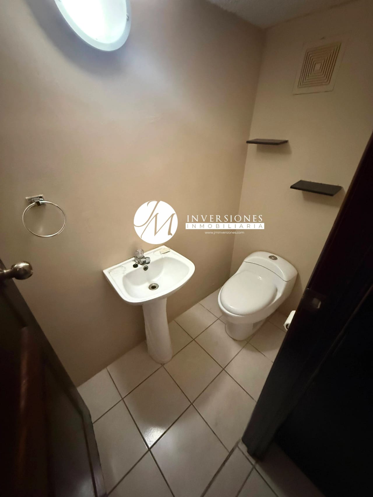 Casa en Renta Pinares de San Cristóbal — Casa en Alquiler en Amatitlán, Guatemala, Ciudad — foto 10 de 13