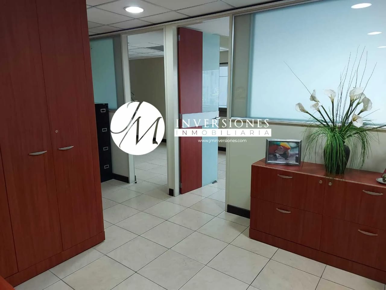 Oficina en Venta en zona 10 — Oficina en Venta en Zona 10, Guatemala, Ciudad — foto 9 de 11