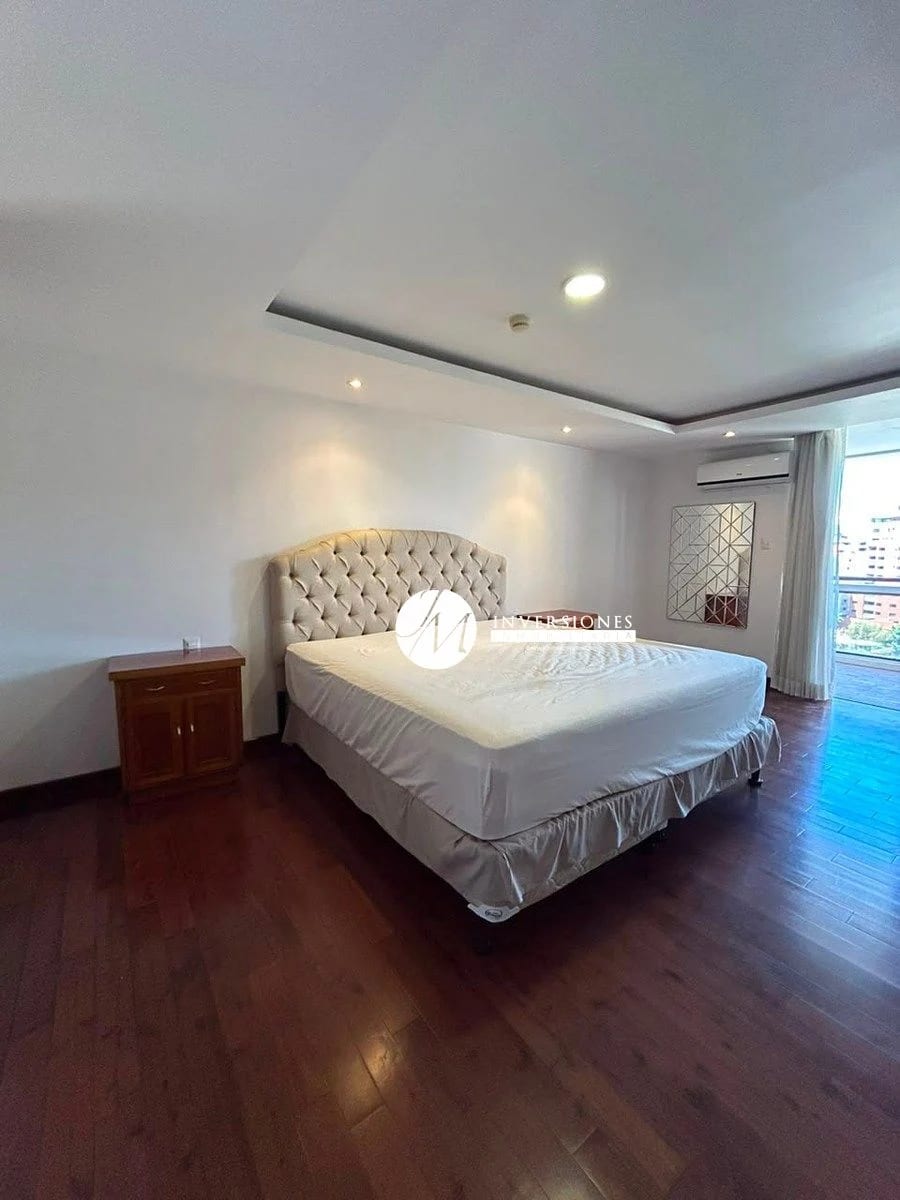 Apartamento en venta Amueblado en zona 10 — Apartamento en Venta en Zona 10, Guatemala, Ciudad — foto 4 de 17