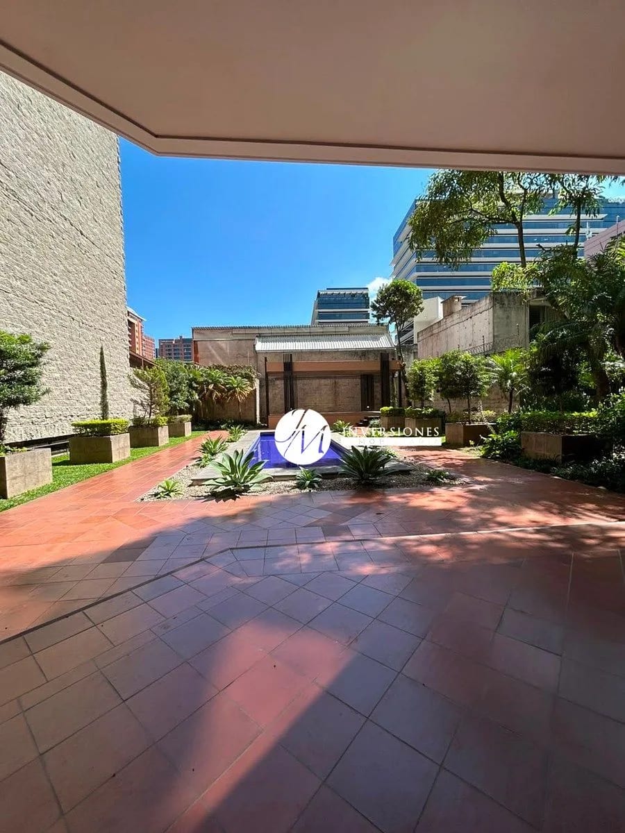 Apartamento en venta Amueblado en zona 10 — Apartamento en Venta en Zona 10, Guatemala, Ciudad — foto 16 de 17
