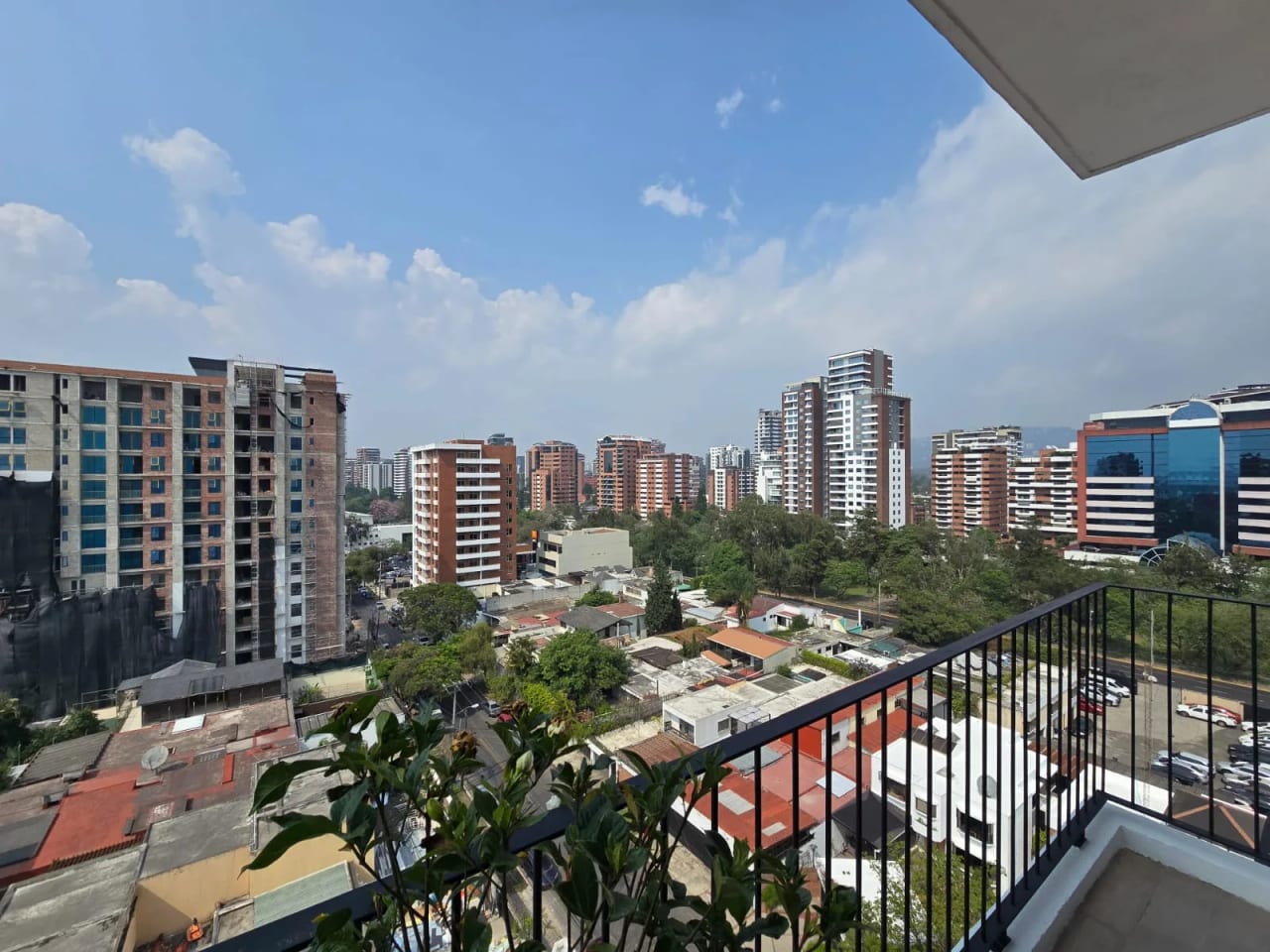 Apartamento en venta en zona 13 a una cuadra de Las Américas. — Apartamento en Venta en N Américas, Zona 13, Guatemala, Ciudad — foto 9 de 17