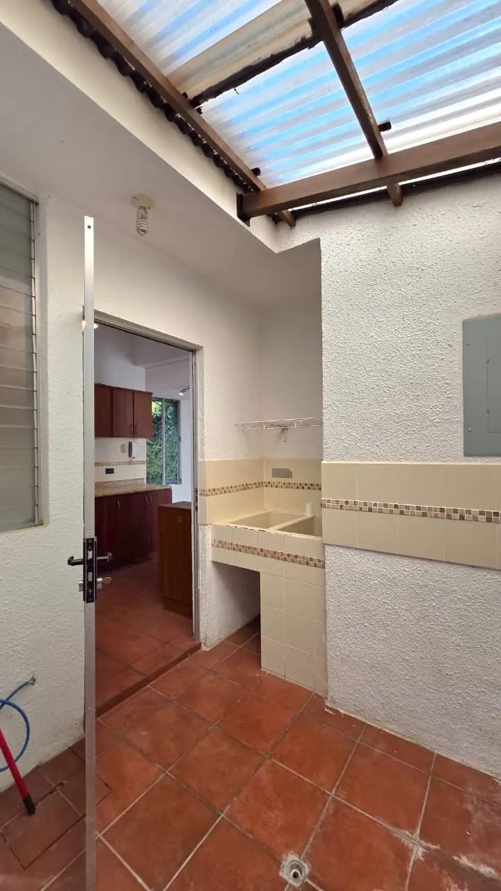 Casa en venta de un nivel en Villas de Choacorral San Lucas — Casa en Venta en Zona 1 Mixco, Guatemala, Ciudad — foto 9 de 17
