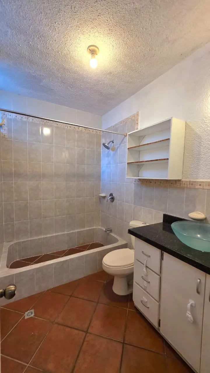 Casa en venta de un nivel en Villas de Choacorral San Lucas — Casa en Venta en Zona 1 Mixco, Guatemala, Ciudad — foto 15 de 17