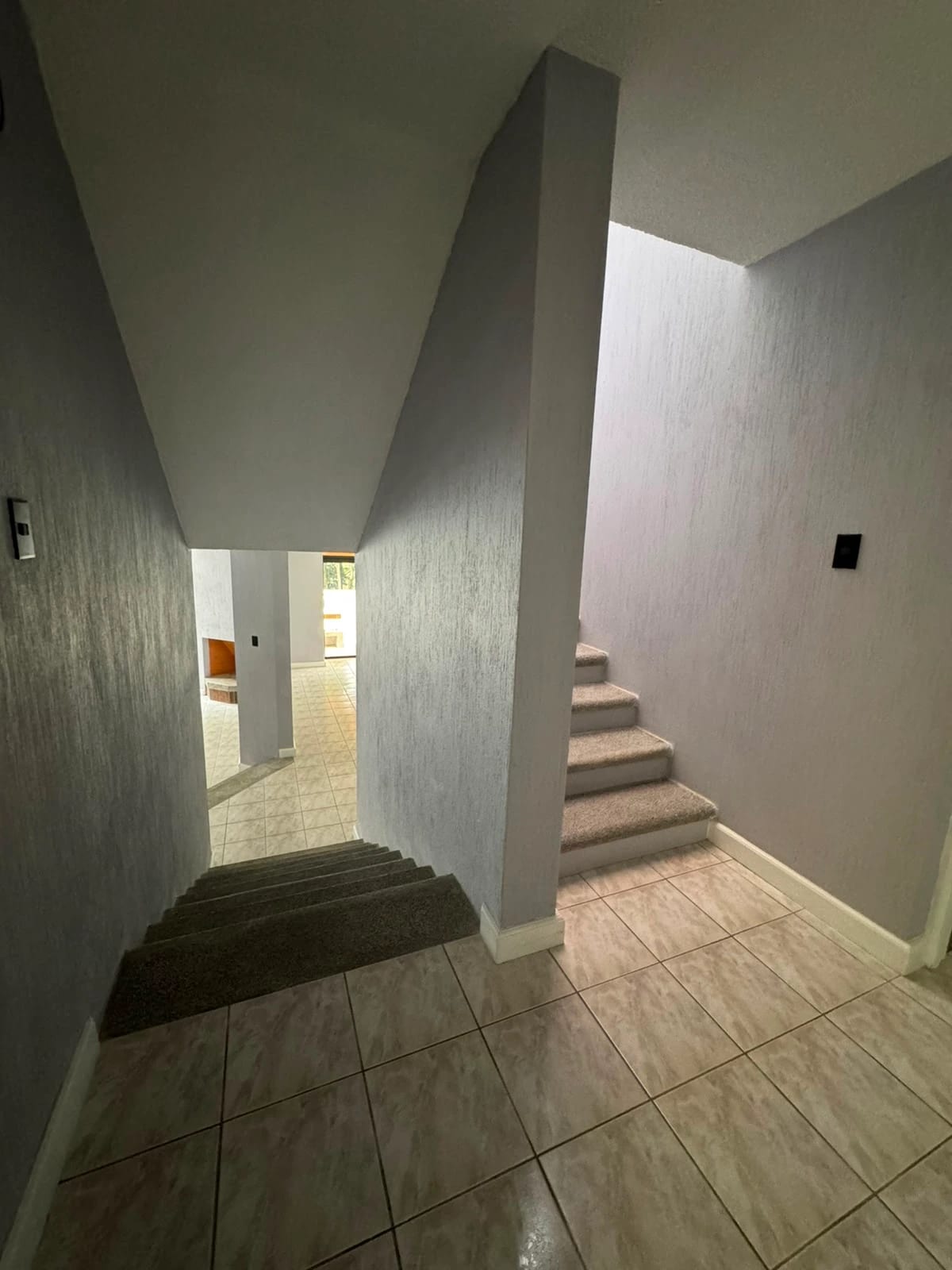 Casa remodelada en venta en el Km.16.5 de Carretera al Salvador — Casa en Venta en San Antonio, Carretera a El Salvador, Guatemala, Ciudad — foto 5 de 17