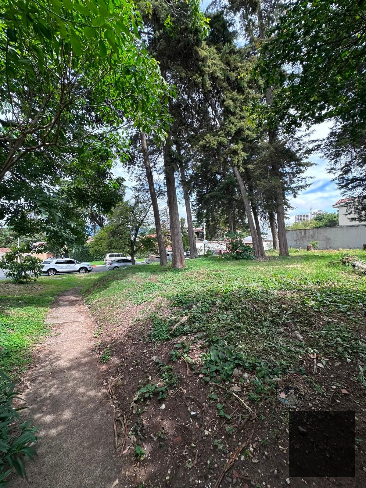 Terreno en Venta Residenciales El Bosque Zona 12 — Terreno en Venta en Zona 12, Guatemala, Ciudad — foto 1 de 11