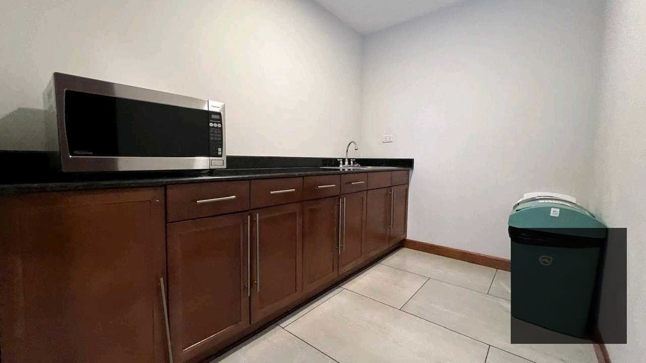 📍 APARTAMENTO EN VENTA en zona 14 Edificio Almeira — Apartamento en Venta en Almeira, Zona 14, Guatemala, Ciudad — foto 2 de 8
