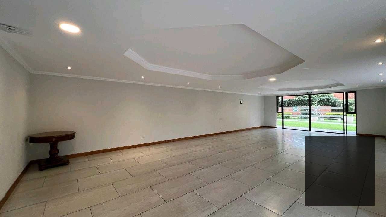 📍 APARTAMENTO EN VENTA en zona 14 Edificio Almeira — Apartamento en Venta en Almeira, Zona 14, Guatemala, Ciudad — foto 3 de 8
